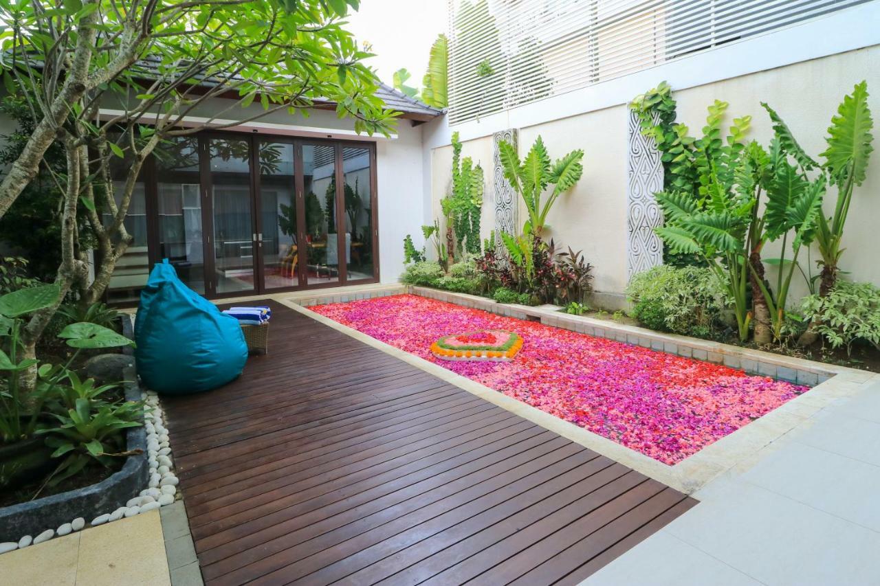 Kumari Villa Dalung  Buitenkant foto